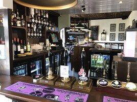 Bar (en la propiedad)