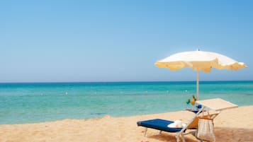 Una spiaggia nelle vicinanze