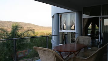 Executive suite, balkon, uitzicht op rivier | Terras