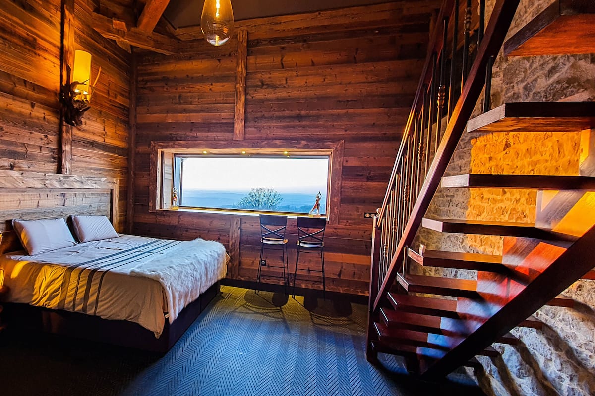 Deluxe Suite, Terrace, Valley View (Céleste) | 1 bedroom, individually decorated, desk, free WiFi