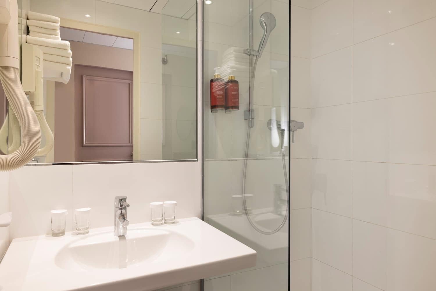 family quadruple room | bathroom | eco-friendly toiletries, hair dryer, towels, soap