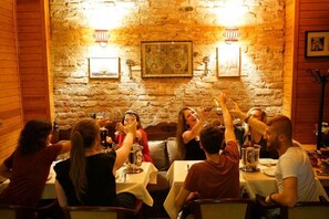 Restaurant - Bucoleon Hostel (Istanbul)