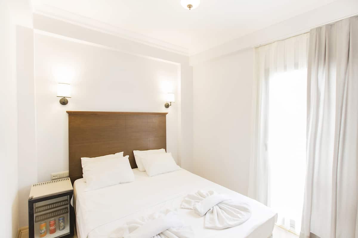 Economy Room, 1 Double Bed