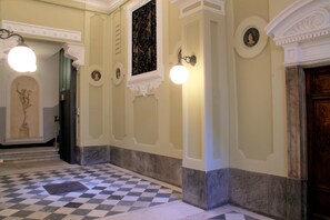 Entrée de l’hébergement