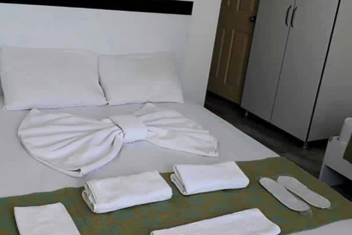Basic Room, 1 Double Bed | Minibar, free WiFi