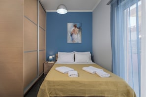 Egyptian cotton sheets, premium bedding, soundproofing - Astrantia-Adults Only (Chania)