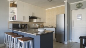 Apartment, 2 Bedrooms | Private kitchen - Quayside Premium Suite (Cape Town)