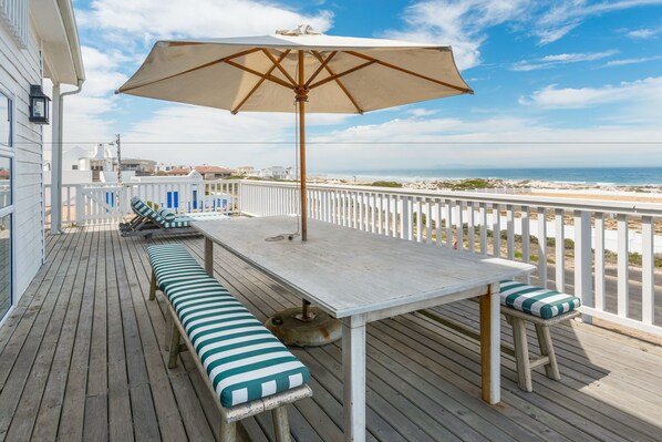 Premier Bungalow, 2 Bedrooms, Balcony, Sea View | Terrace/patio