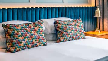 Double Room | Desk, soundproofing, free WiFi, bed sheets