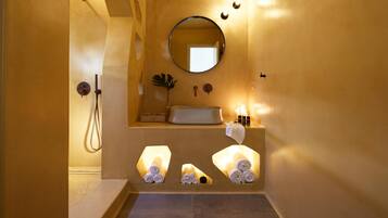 Shower, free toiletries, hair dryer, bathrobes