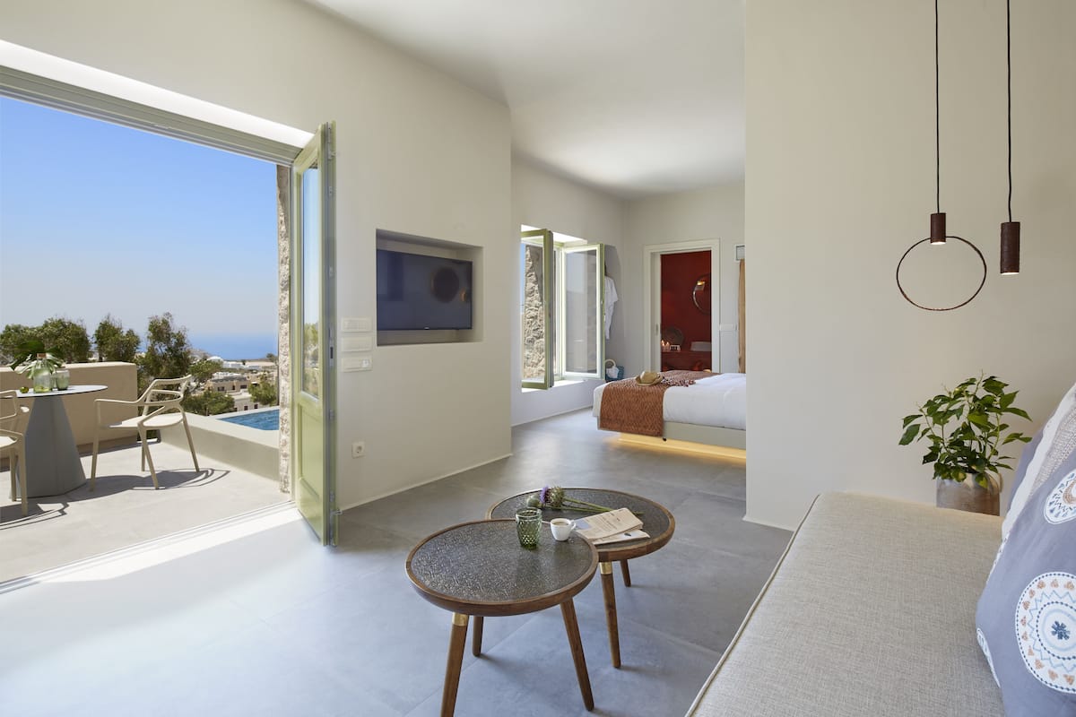 Senior Suite Sea View with Plunge Pool | Living area | 40-inch flat-screen TV with satellite channels, TV
