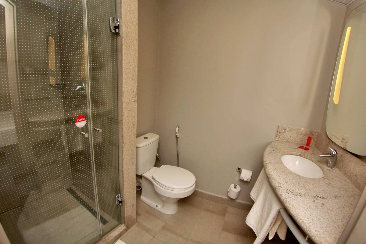 standard room, multiple beds | minibar, in-room safe, desk, blackout curtains