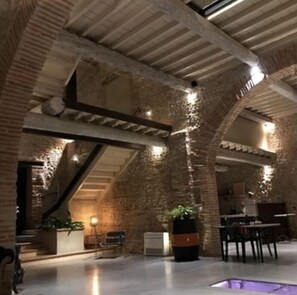 Televisión de pantalla plana