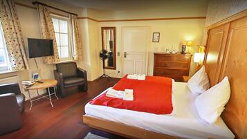 Comfort-Zweibettzimmer | 1 Schlafzimmer, Zimmersafe, Schreibtisch, Verdunkelungsvorhänge