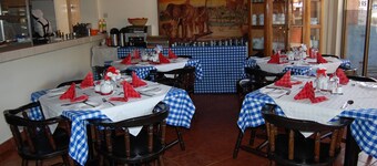 Arusha Center Inn