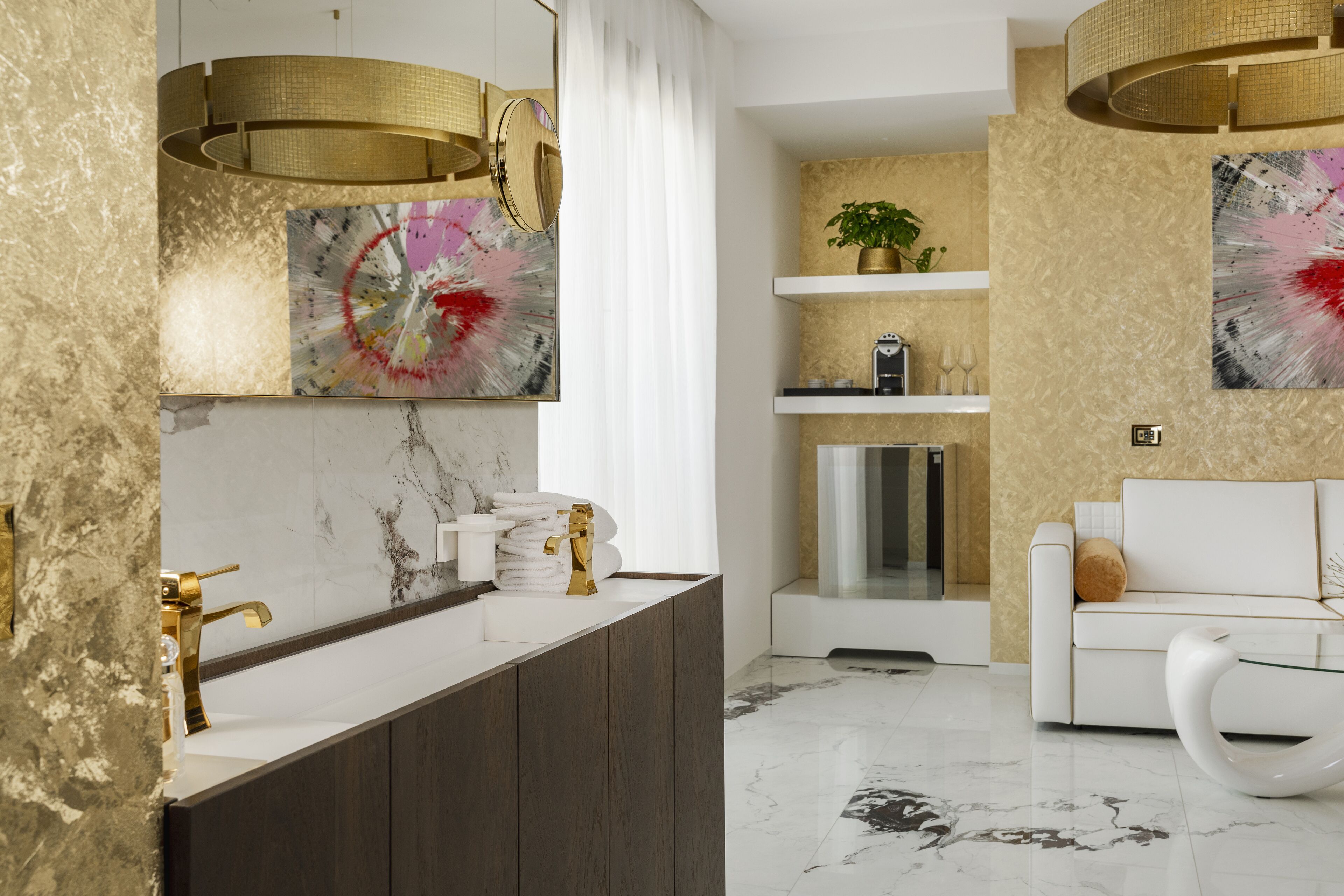 luxury loft, balcony, sea view | bathroom | rainfall showerhead, free toiletries, hair dryer, bathrobes