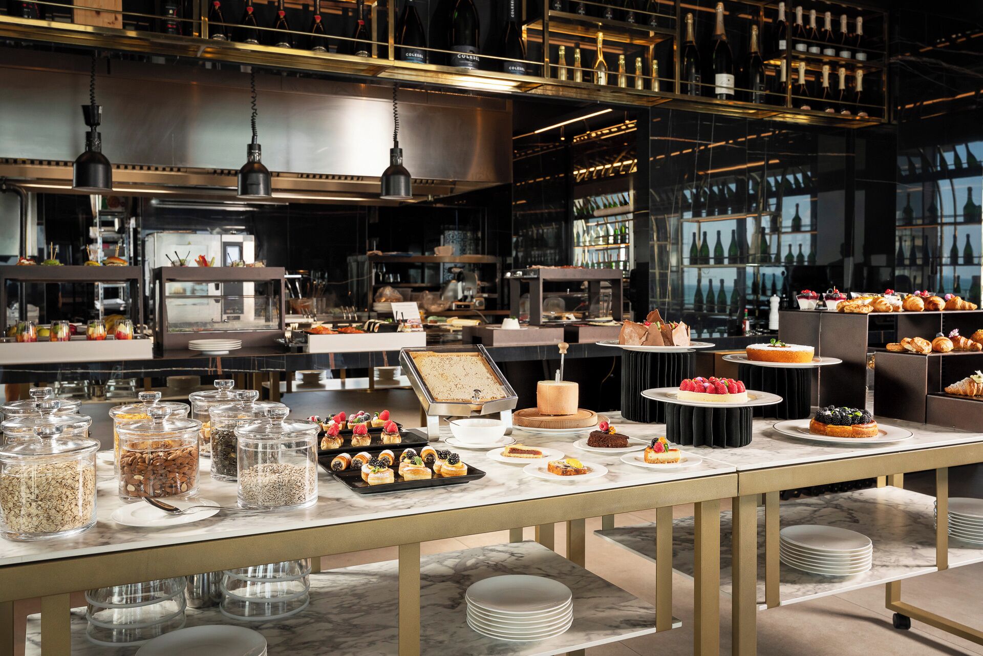 Colazione a buffet inclusa, servita tutte le mattine 