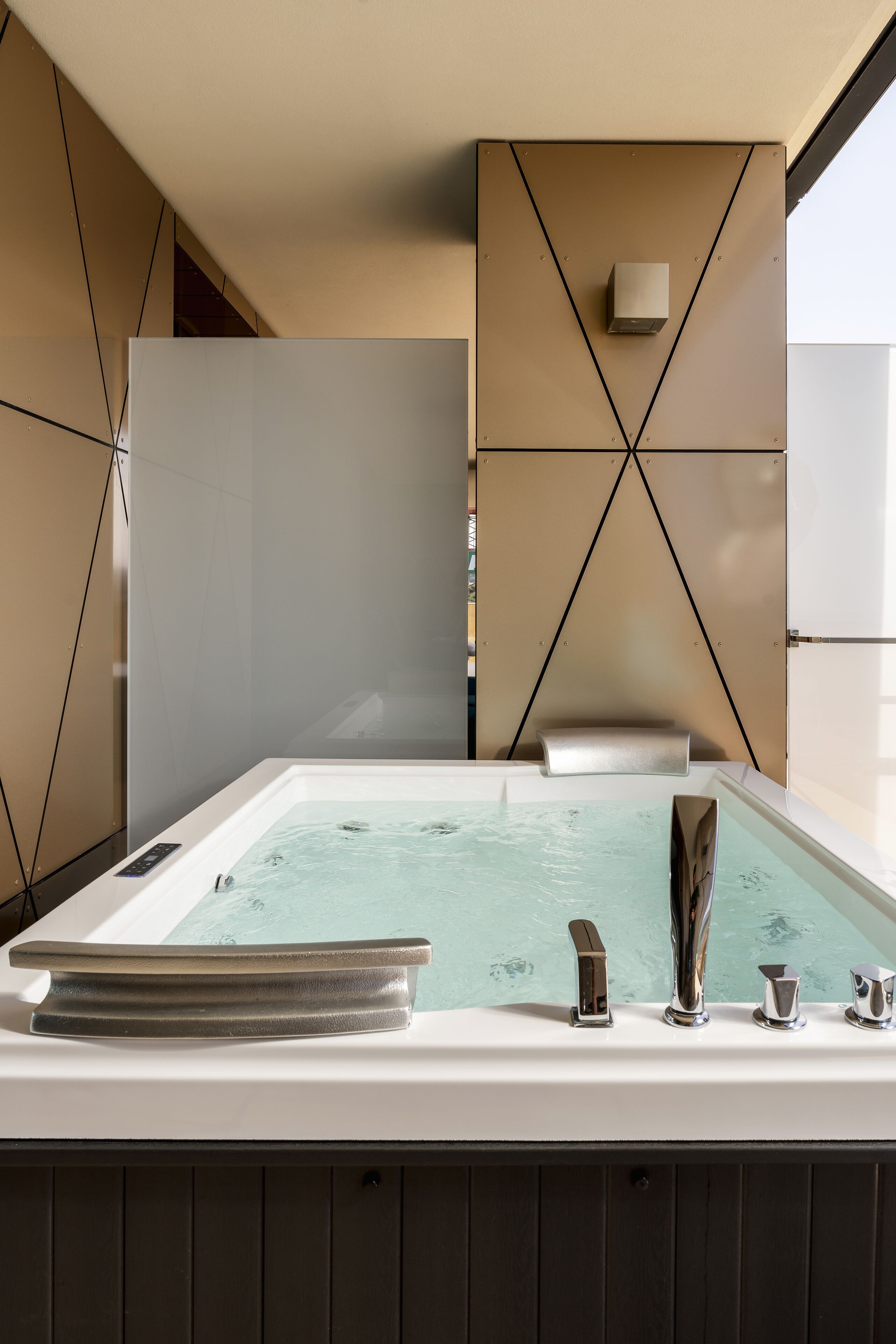Photo - The Promenade Luxury Wellness Hotel