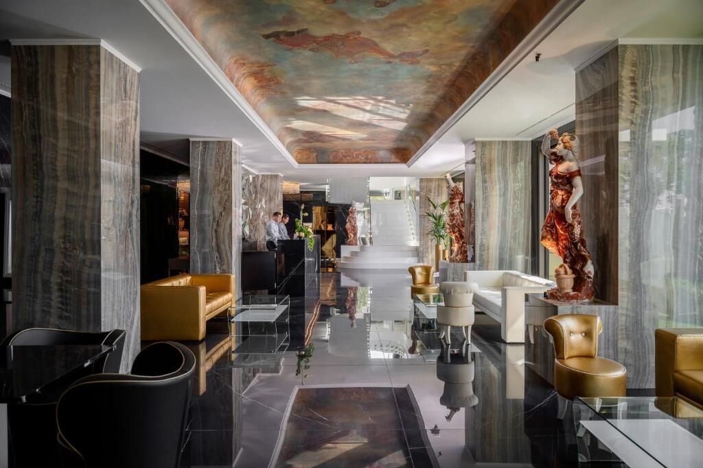Photo - The Promenade Luxury Wellness Hotel