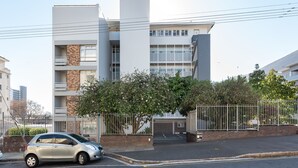 Unclassified image, 2 of 12, button - Bevendale 403 - Adults Only (Cape Town)