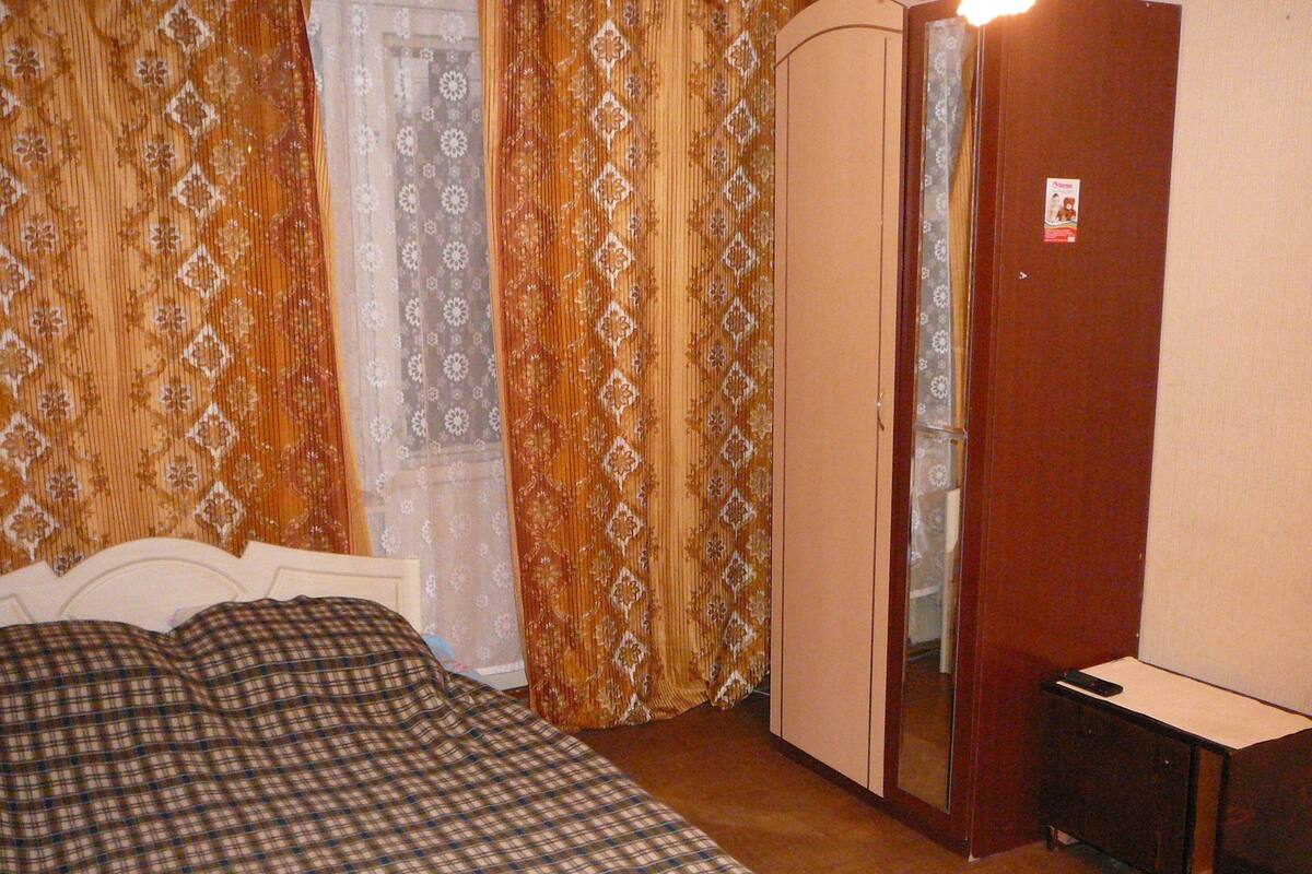 Apartamento básico (1) | Ropa de cama de alta calidad, tabla de planchar con plancha, wifi gratis