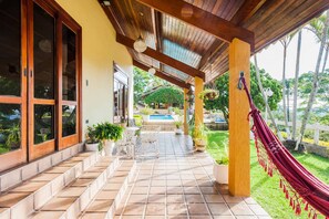 Exterior detail - Casa Sítio Renascer Atibaia (Atibaia)
