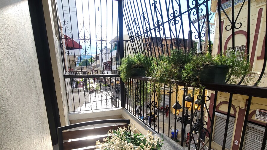 Hotel Class Colonial