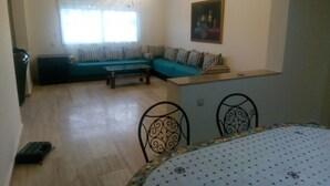 Apartment | Living area | Flat-screen TV - Appartement Hay Riad (Rabat)