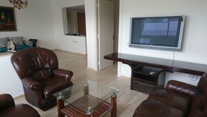 Apartment | Living area | Flat-screen TV - Appartement Hay Riad (Rabat)