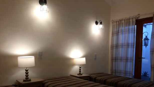 Standard-Haus, 2 Schlafzimmer, 2 Bäder, Blick auf den Innenhof
