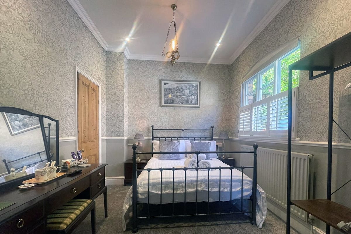 Superior-Doppelzimmer, mit Bad (Darby Room)