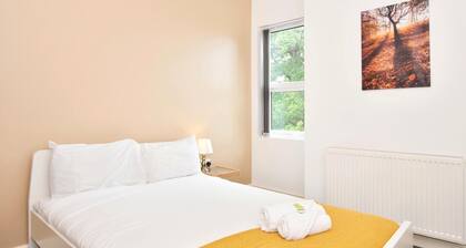 Town House @ Richmond St