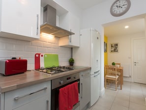 Maison, salle de bains privée (Whole) | Restaurant