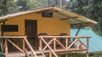 Deep tissue-massage, svensk massage, manicure og pedicure