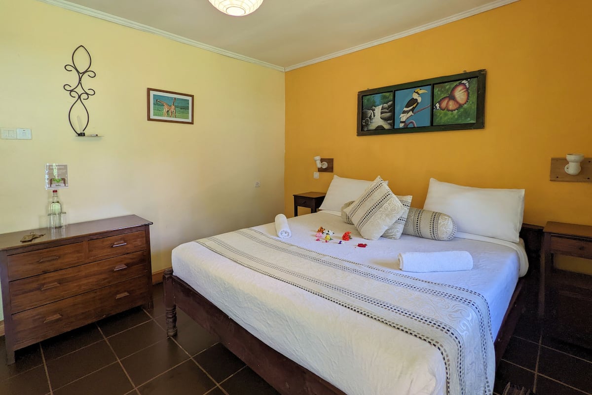 Deluxe-Doppelzimmer | 1 Schlafzimmer, Zimmersafe, Bettwäsche