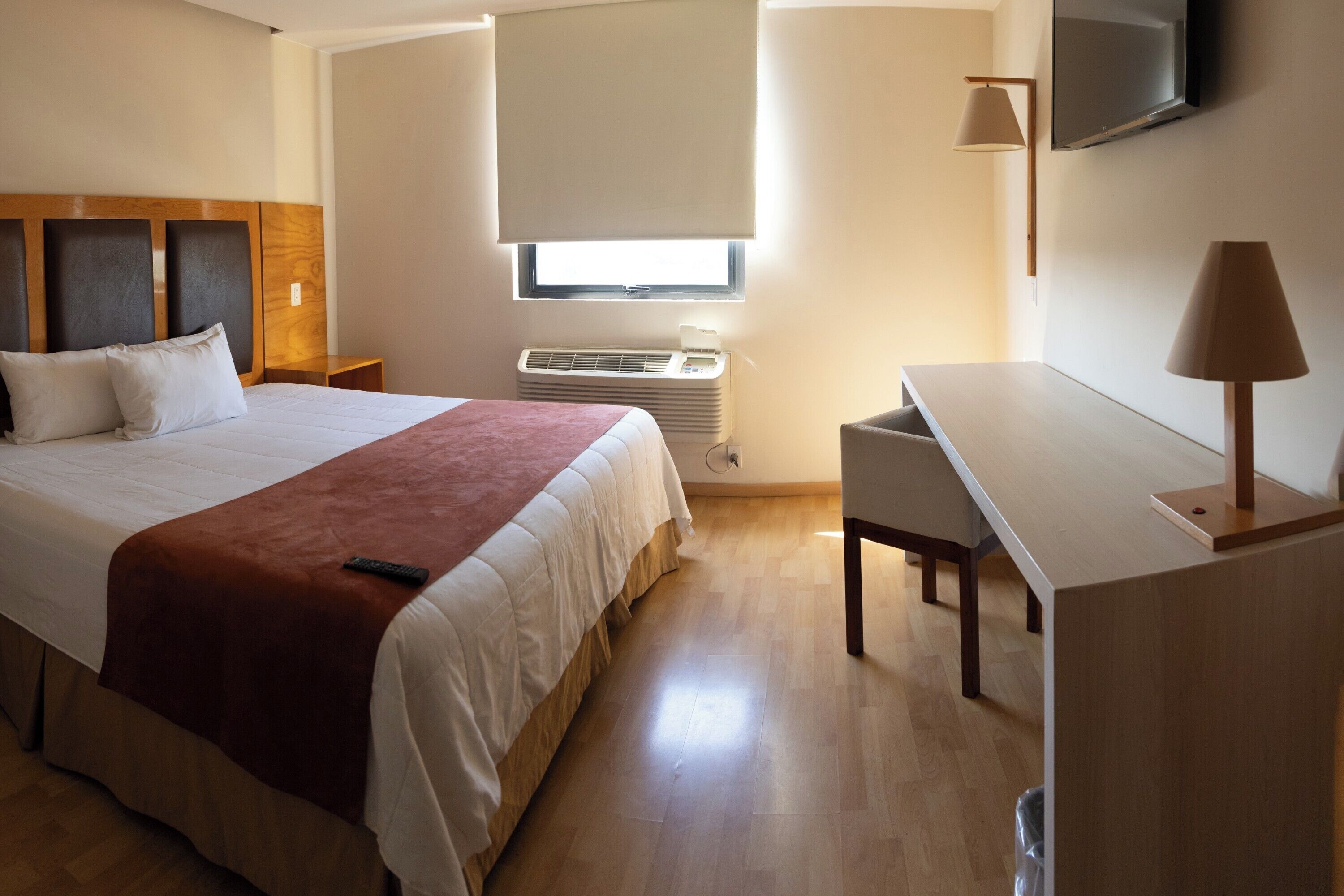 Habitación doble estándar | Ropa de cama de alta calidad y edredón 