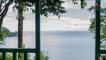 2 bedrooms, in-room safe, free WiFi