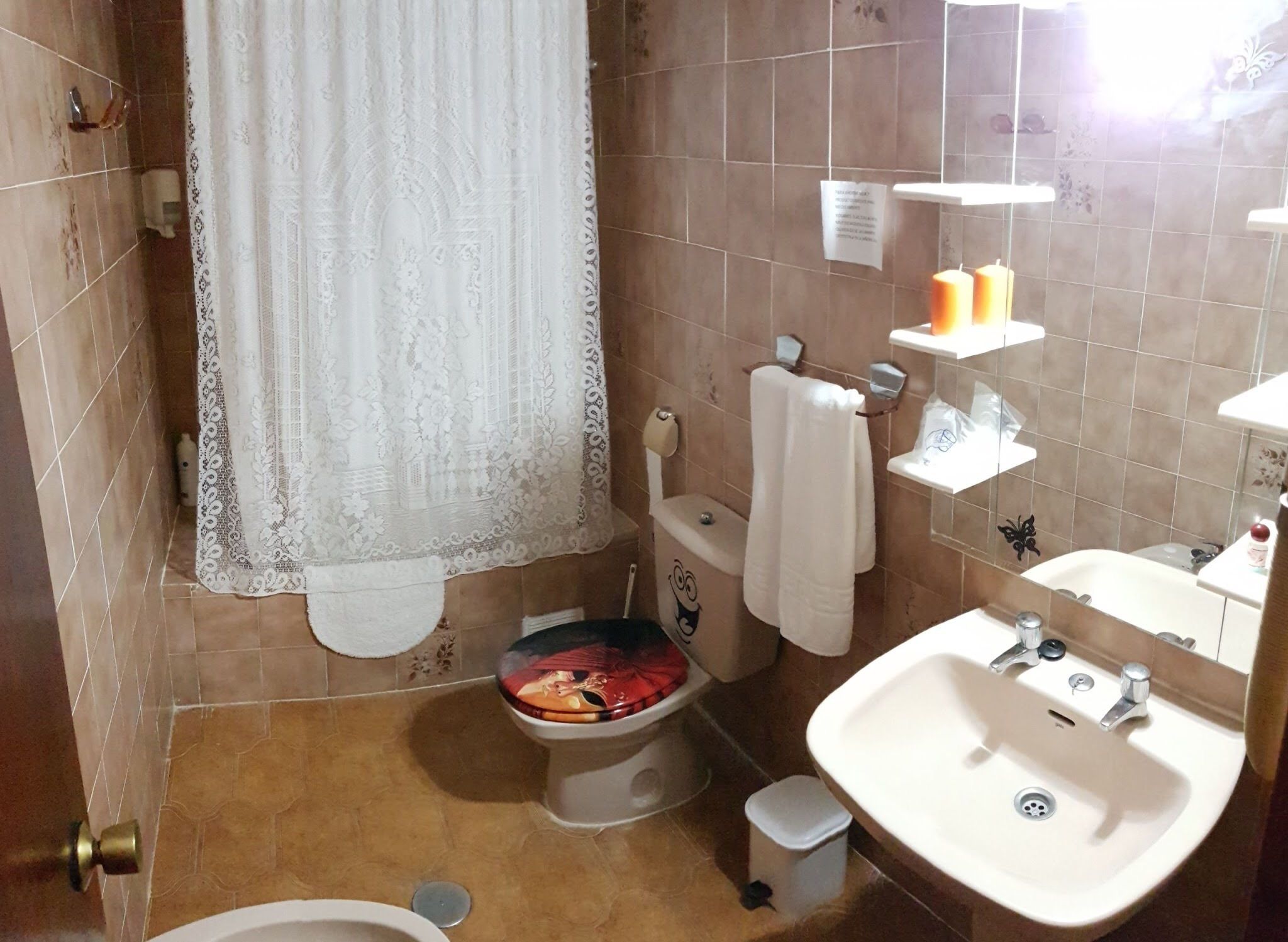 Trippelrum | Badrum | Badkar och gratis toalettartiklar