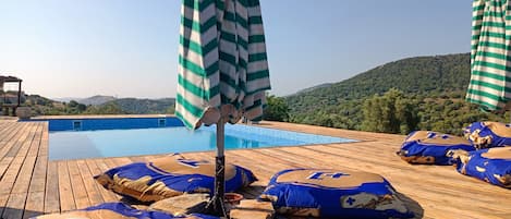 Outdoor pool, pool umbrellas