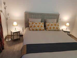 Double Room (Alise)
