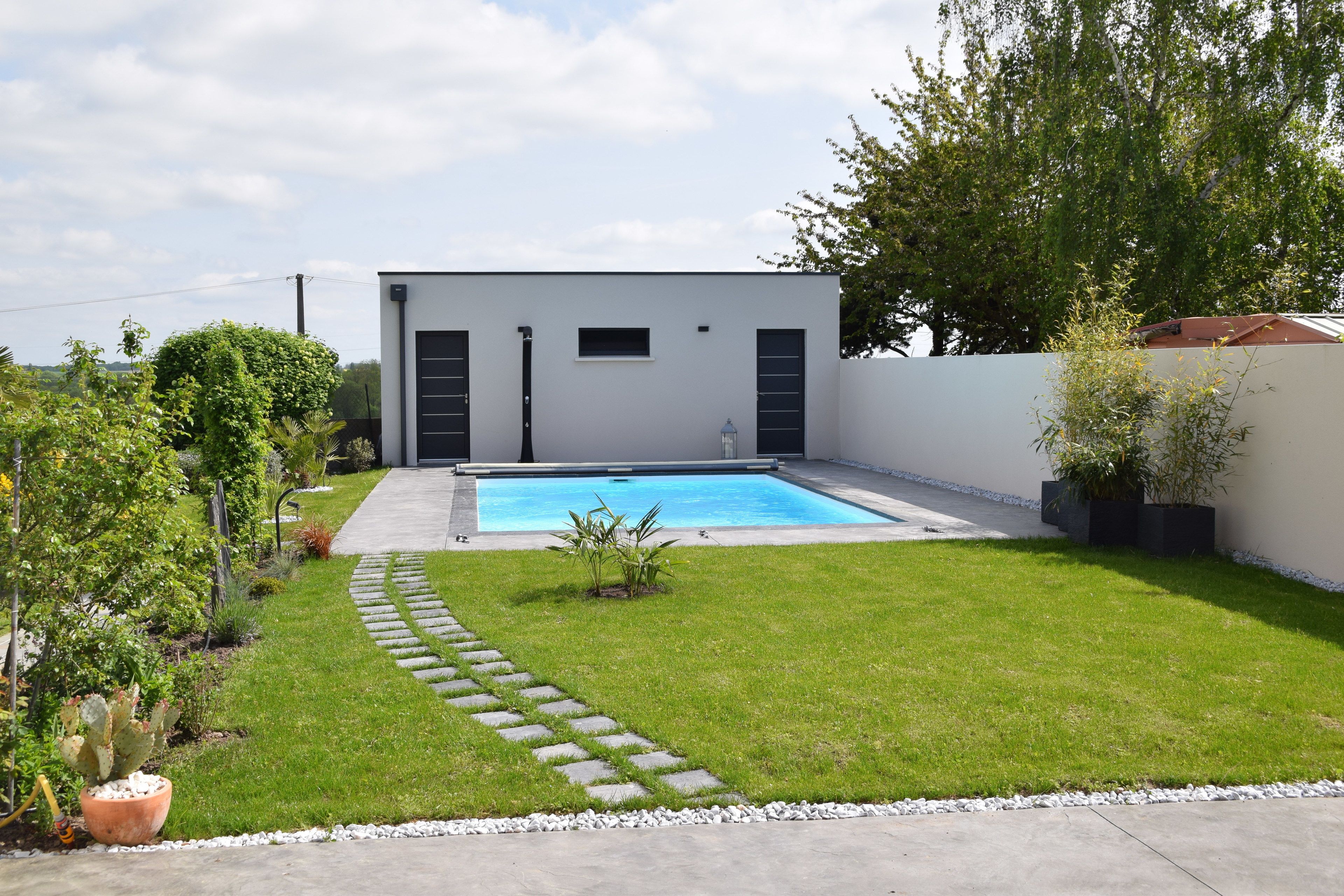 Seasonal outdoor pool