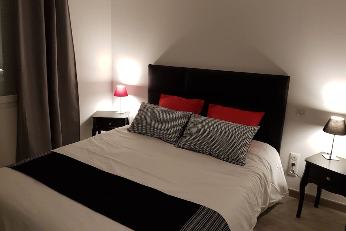 Double Room | 1 bedroom, iron/ironing board (on request), free WiFi