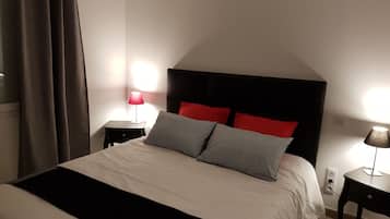 Double Room | 1 bedroom, individually decorated, individually furnished