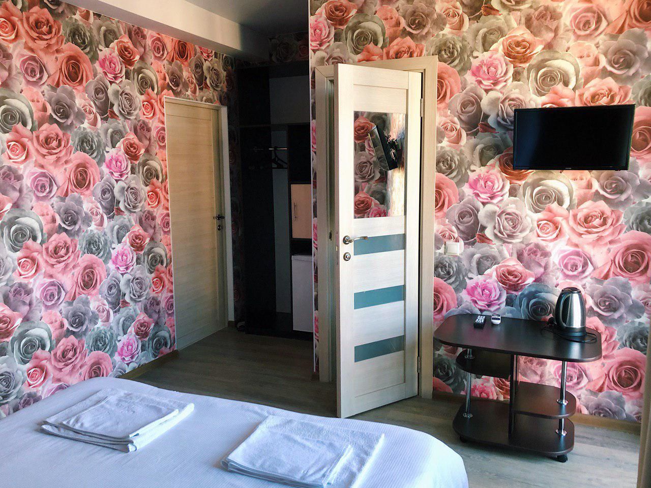 Minibar, blackout drapes, soundproofing, iron/ironing board