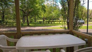 Unclassified image, 5 of 12, button - Camping Le Plein Air Neuvicois (Neuvic)