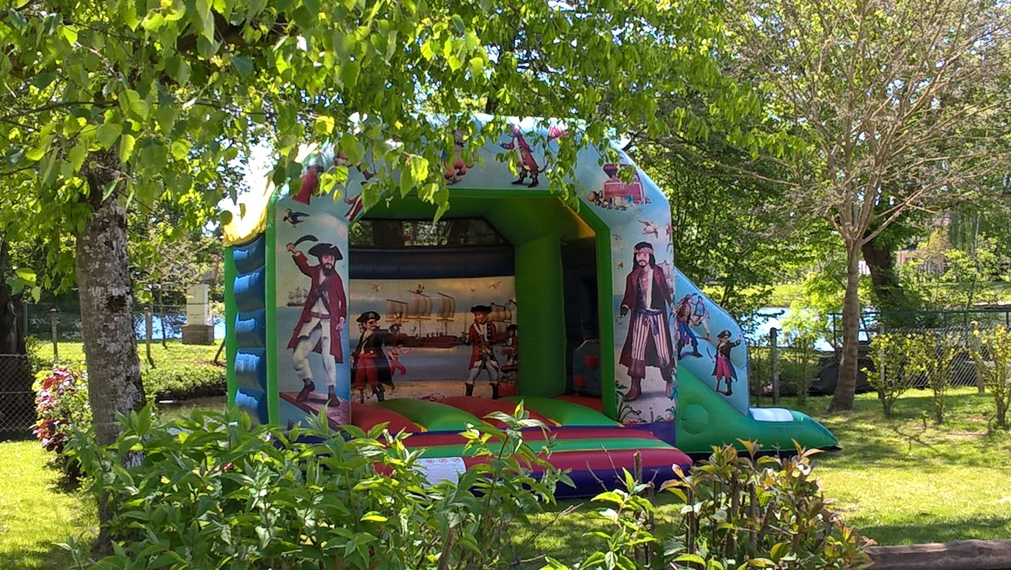 Children's play area - outdoor