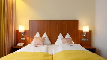 1 bedroom, in-room safe, desk, iron/ironing board