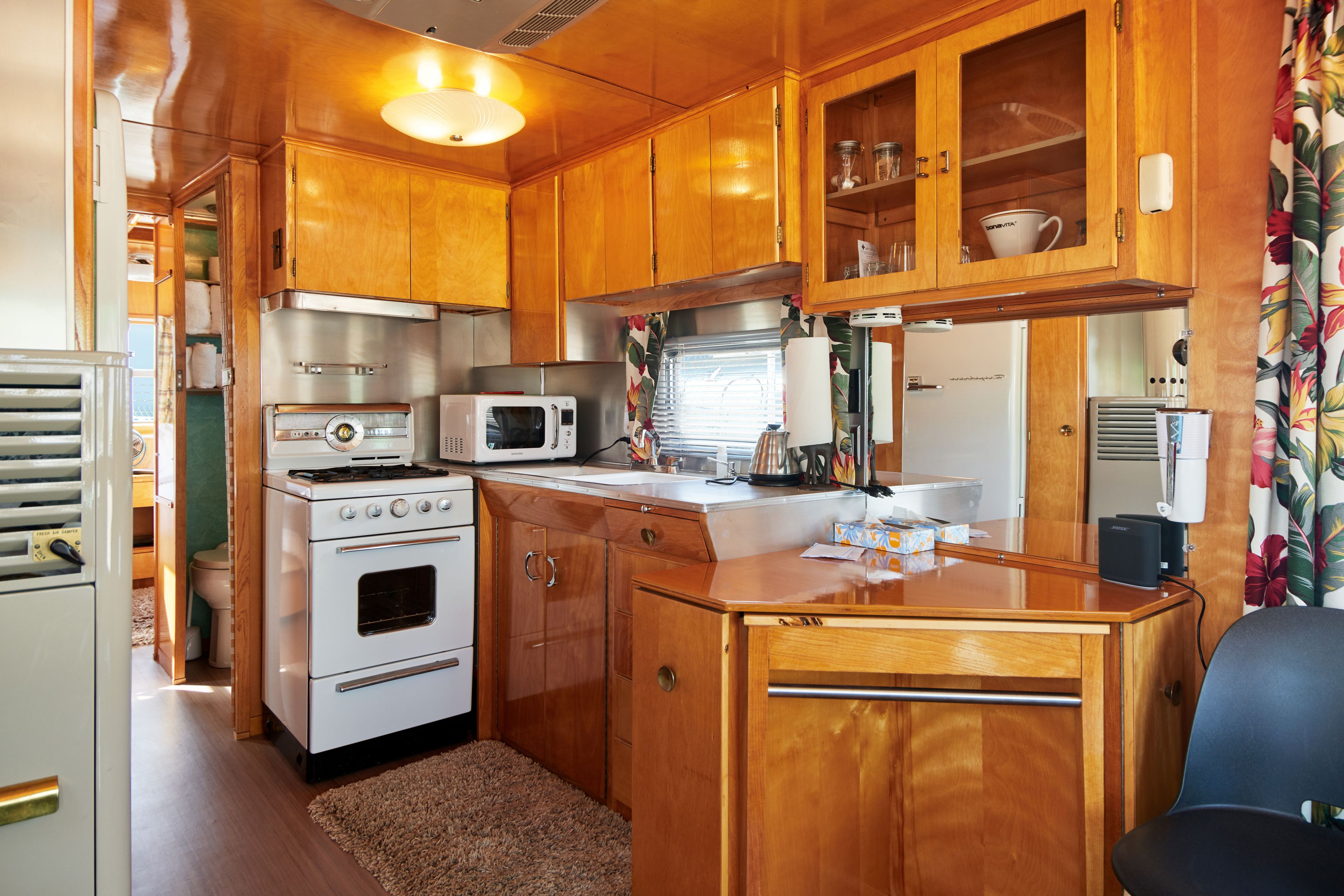 the flamingo - premium room, 2 single beds | frette italian sheets, premium bedding, individually decorated