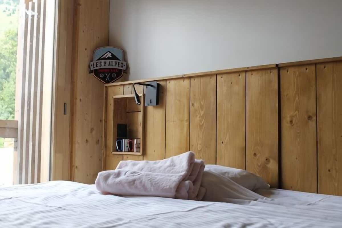 Sistema de insonorización, wifi gratis, ropa de cama