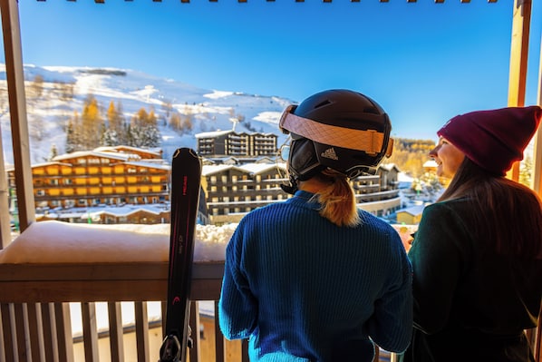 Skiing